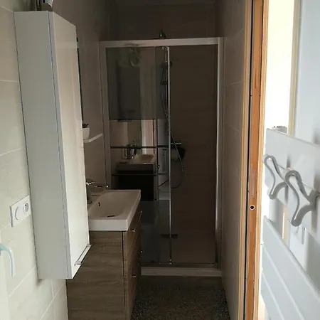 La Lancieutine Proche Plages 4 Personnes Appartement *